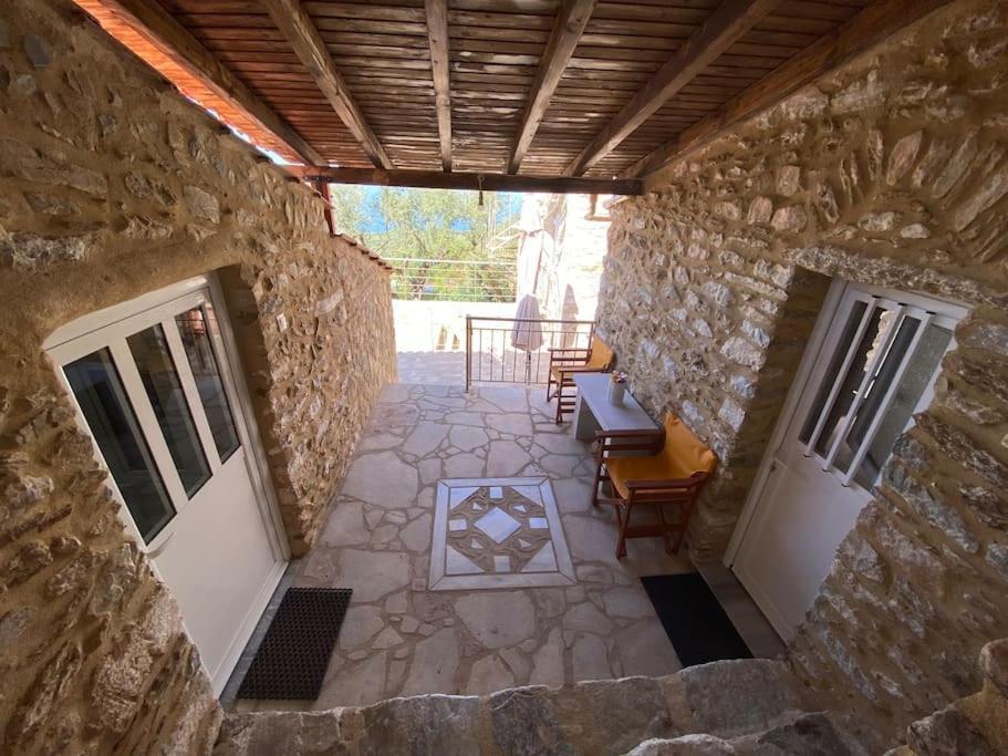 Villa Somatianá- Traditional Stone House , West Mani Thalámai Esterno foto